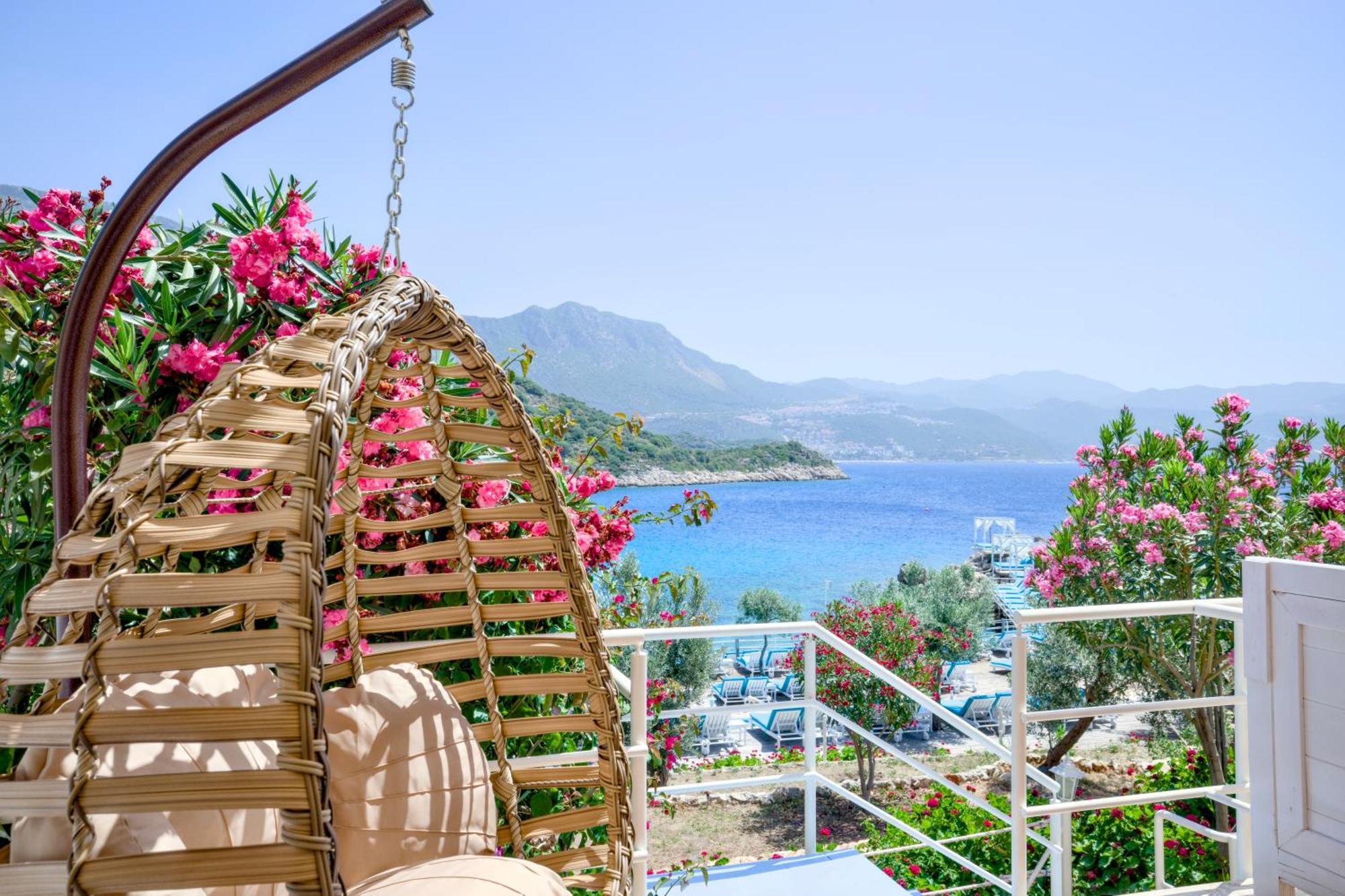 Blanca Beach Hotel Kas Bagian luar foto