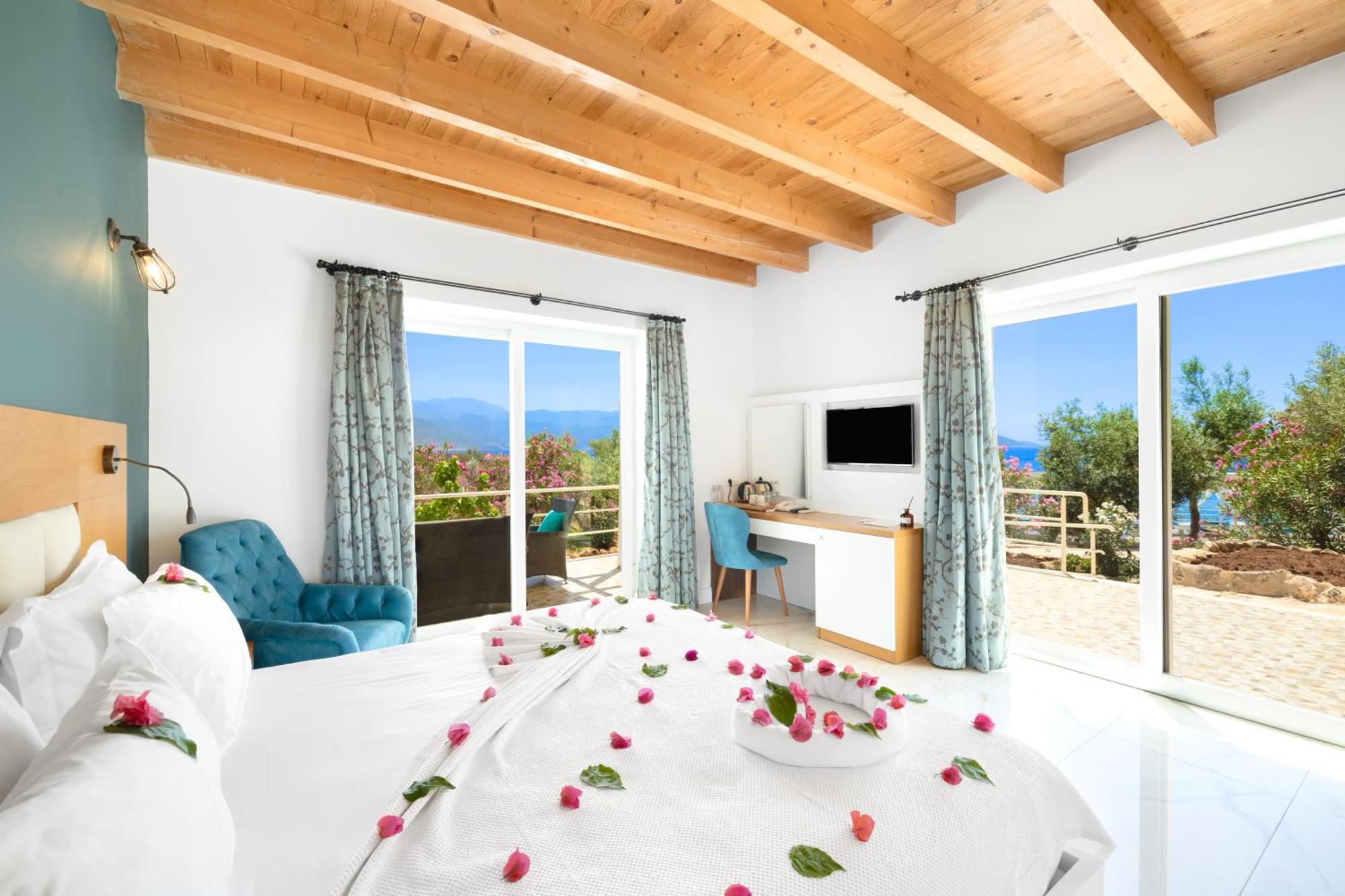 Blanca Beach Hotel Kas Bagian luar foto