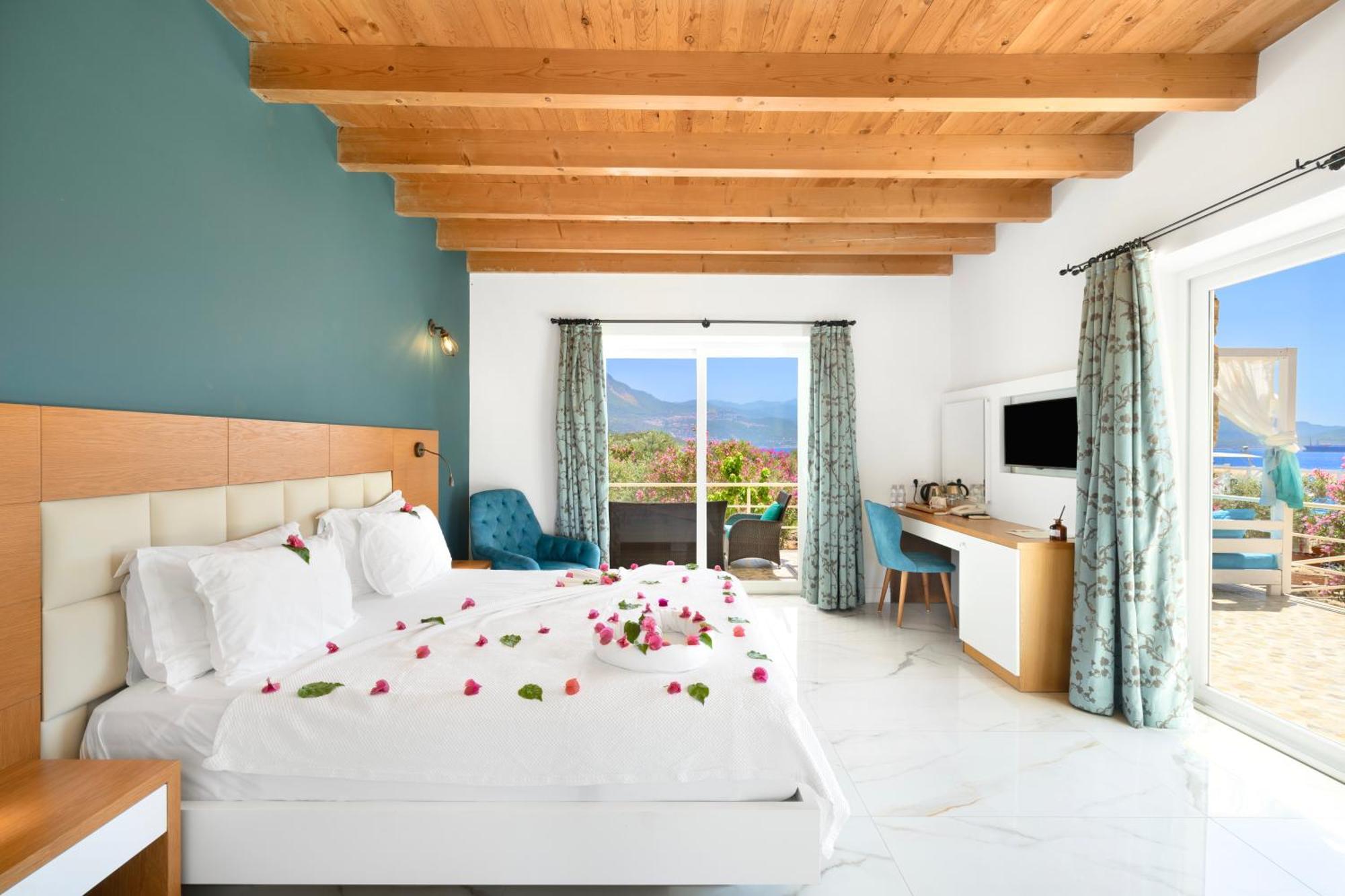 Blanca Beach Hotel Kas Bagian luar foto
