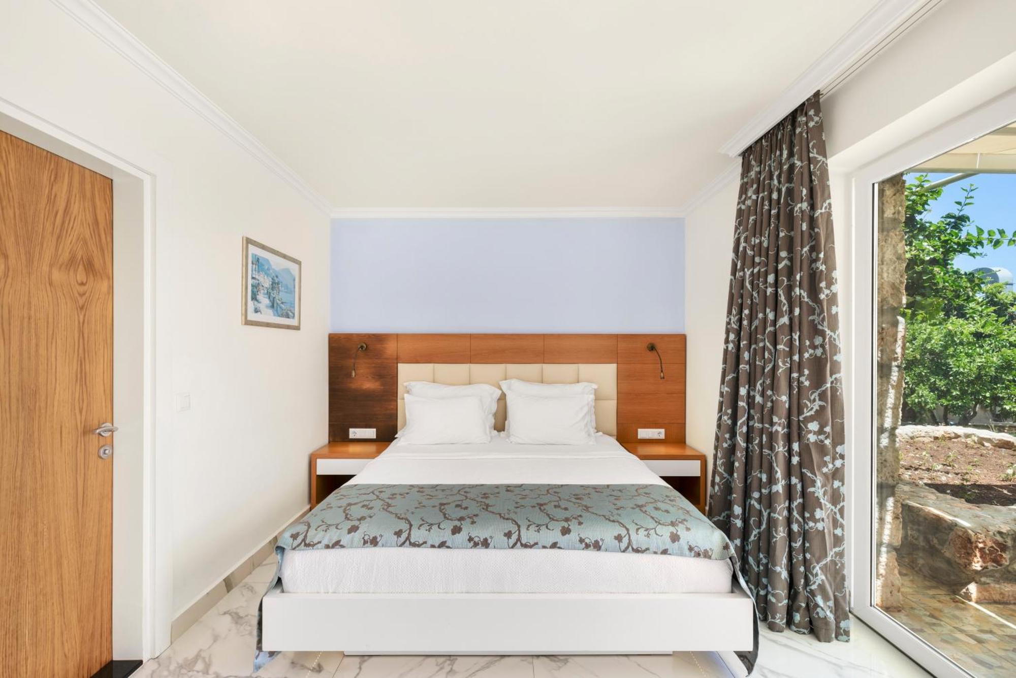 Blanca Beach Hotel Kas Bagian luar foto