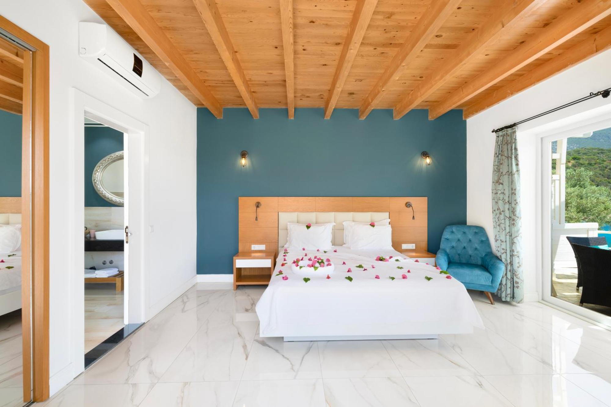 Blanca Beach Hotel Kas Bagian luar foto