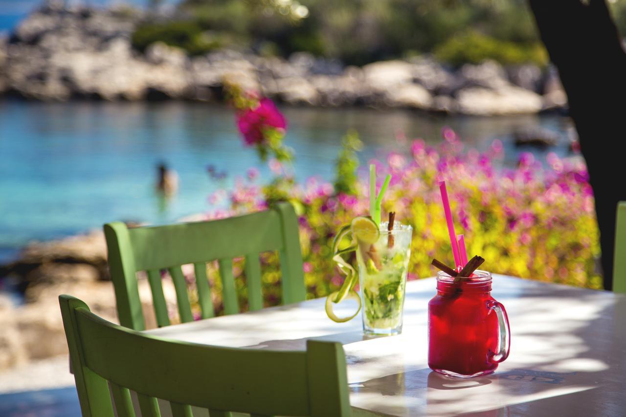 Blanca Beach Hotel Kas Bagian luar foto